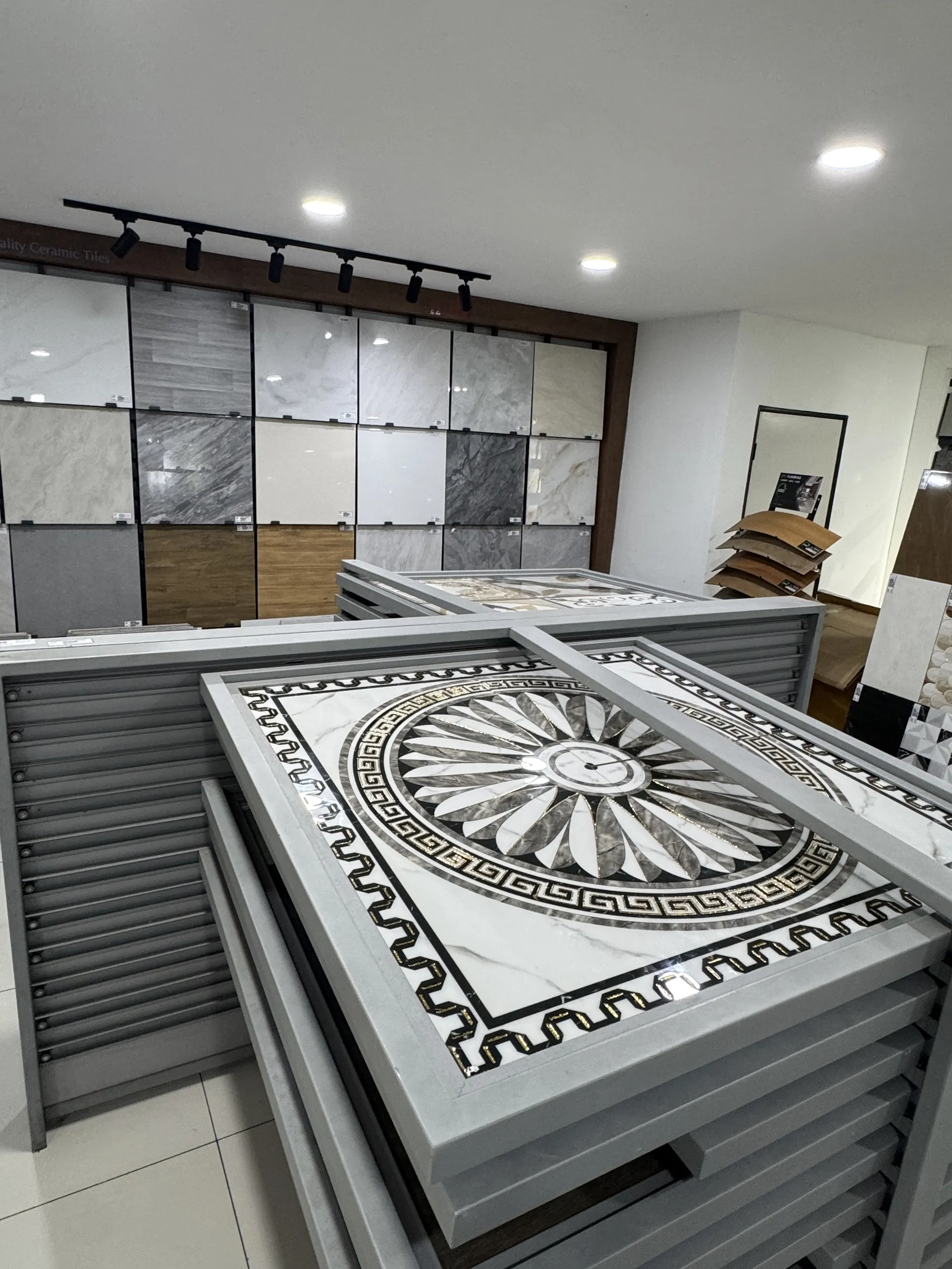 Low Brother Ceramic showroom Bentong