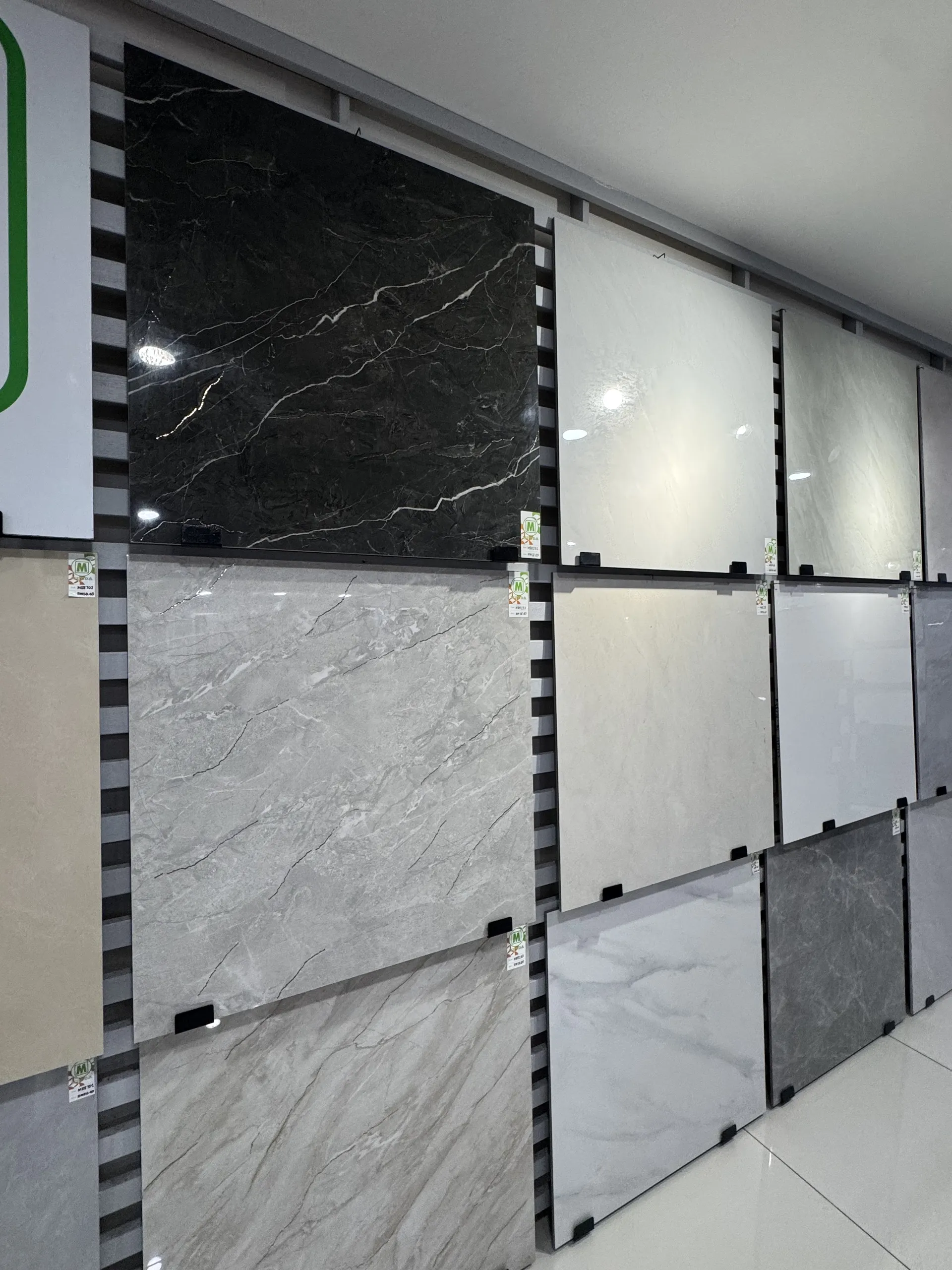 Low Brother Ceramic showroom Bentong