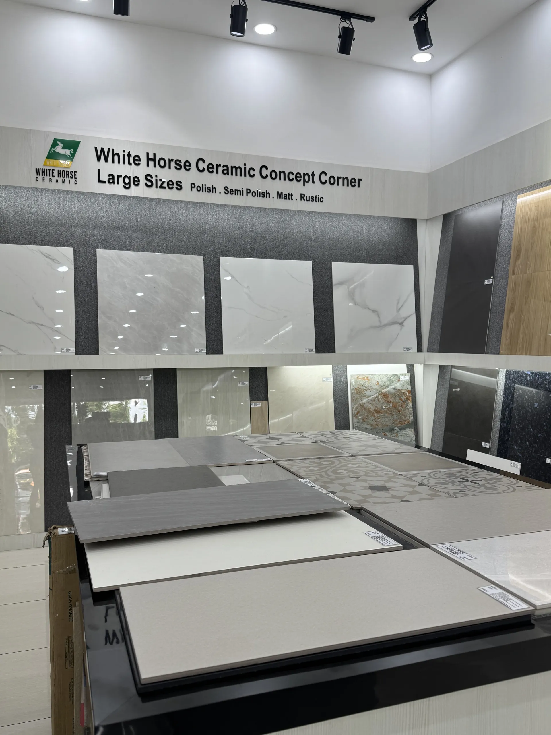 Low Brother Ceramic showroom Bentong